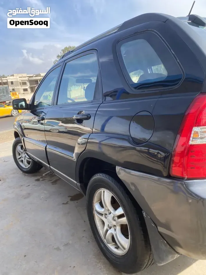 Kia Sportage 2010 photo 2