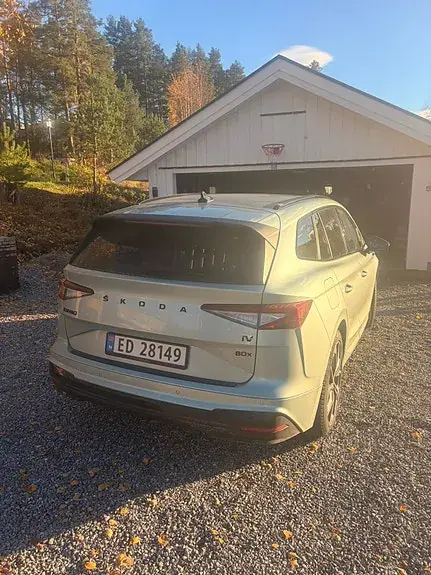 Skoda Enyaq 2022 photo 3