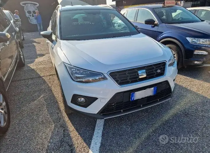 Seat Arona 2020 photo 4