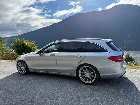 Mercedes-Benz C180