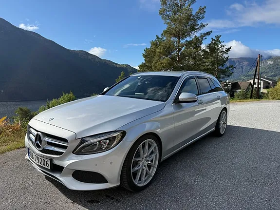 Mercedes-Benz C180 2015 photo 3