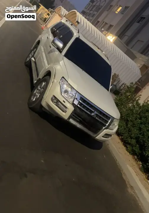 Mitsubishi Pajero 2017 photo 4