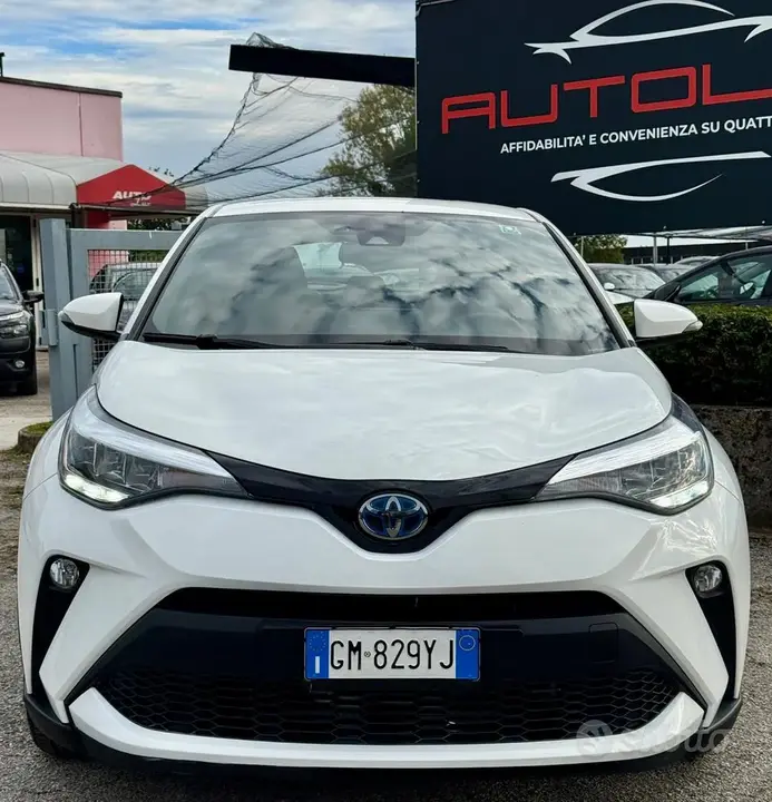 Toyota C-Hr 2023 photo 3