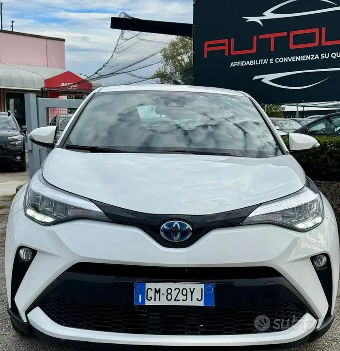 Toyota C-Hr 2023 photo 4