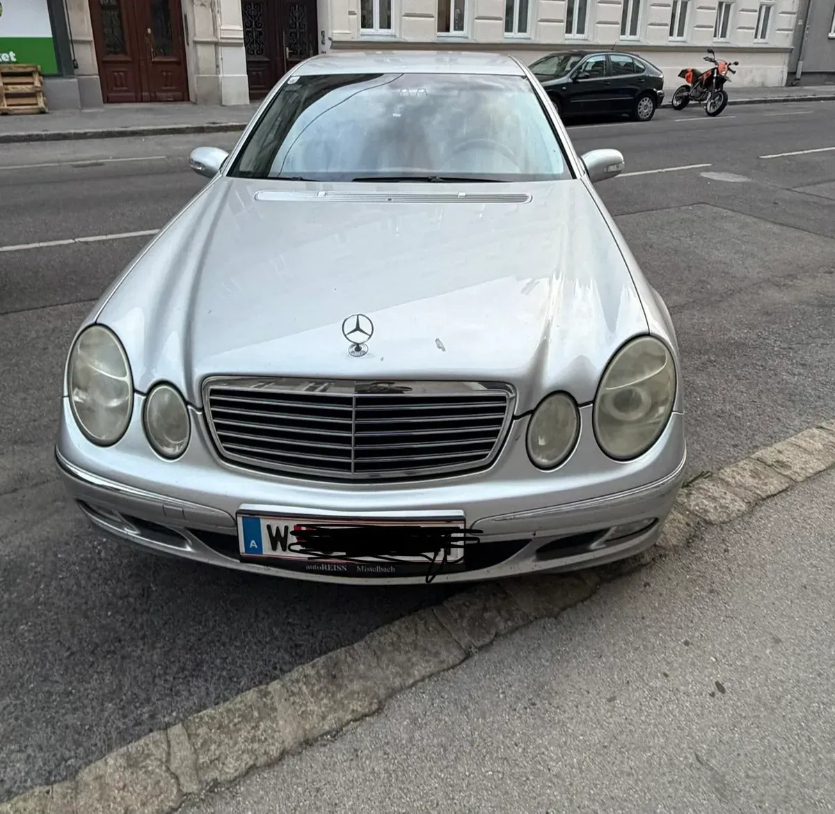 Mercedes-Benz Eklasse