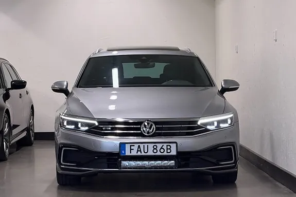 Volkswagen Passat 2020 photo 2