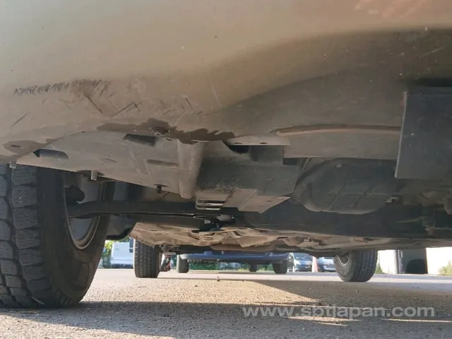 Nissan March G 2013 photo 4