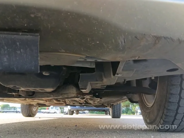 Nissan March G 2013 photo 5