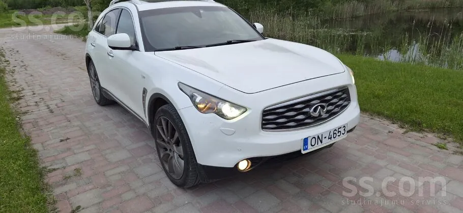 Infiniti Fx 2012 photo 2
