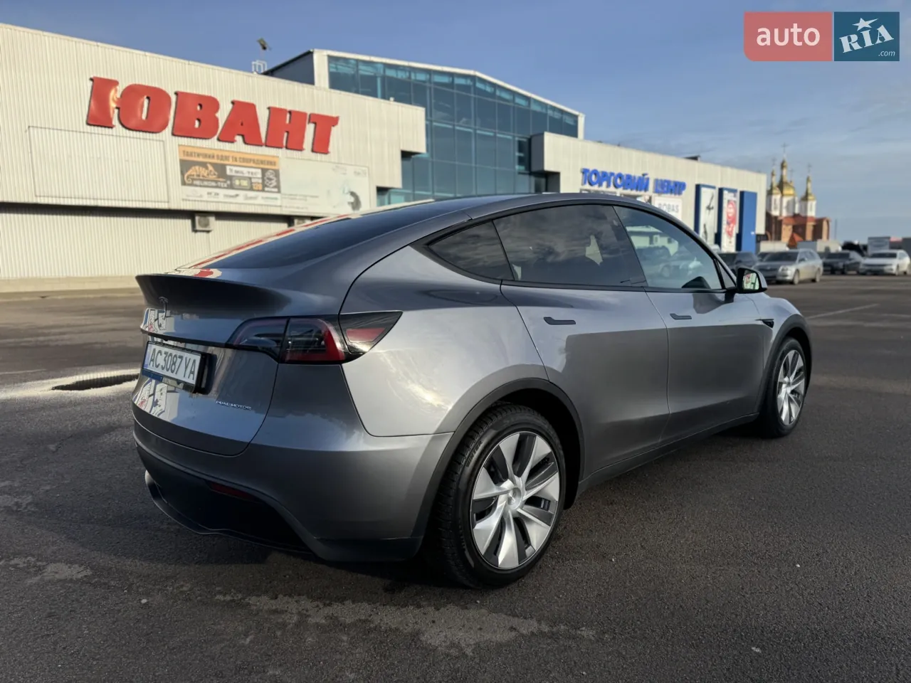 Tesla Model Y 2024 photo 5