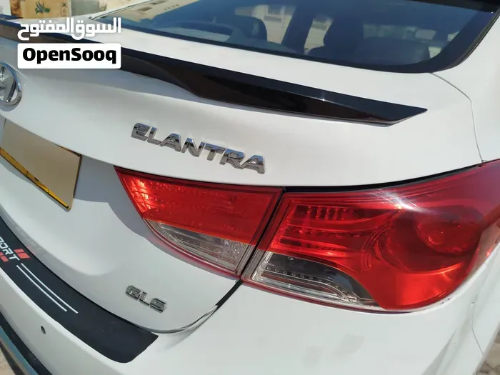 Hyundai Elantra 2014 photo 4