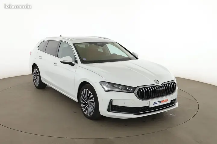 Skoda Superb 2024 photo 4