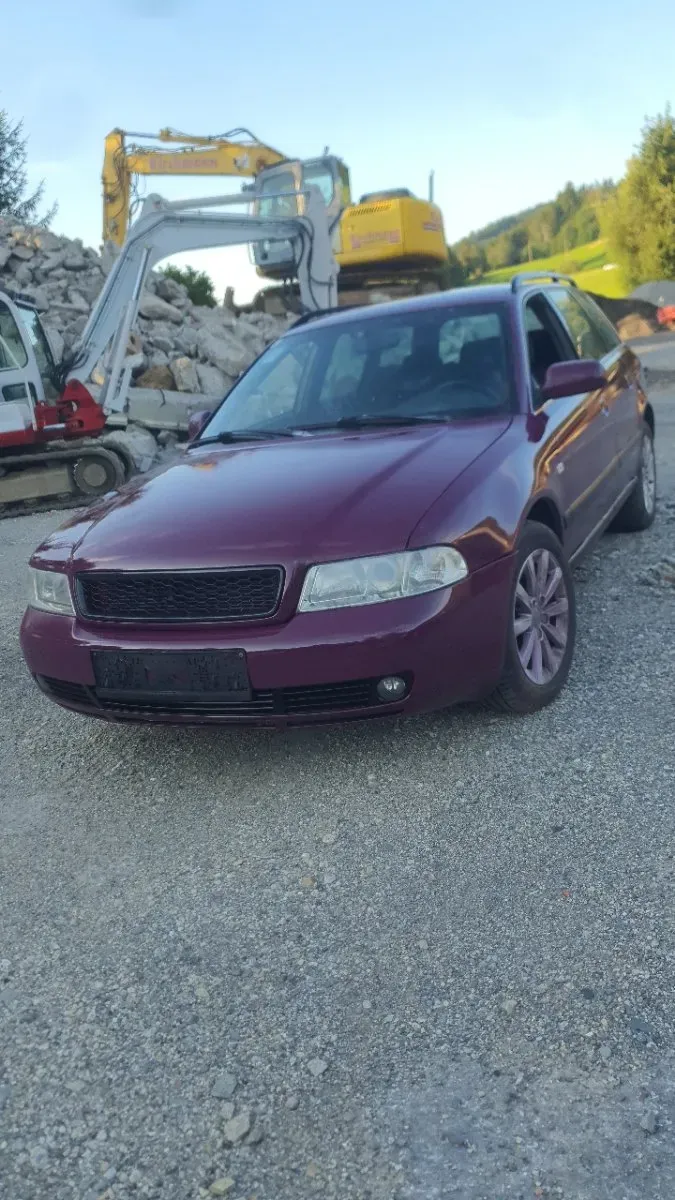 Audi A4 1999 photo 3