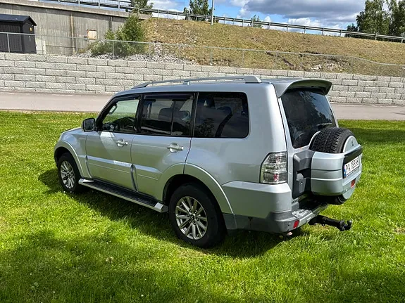 Mitsubishi Pajero 2007 photo 3