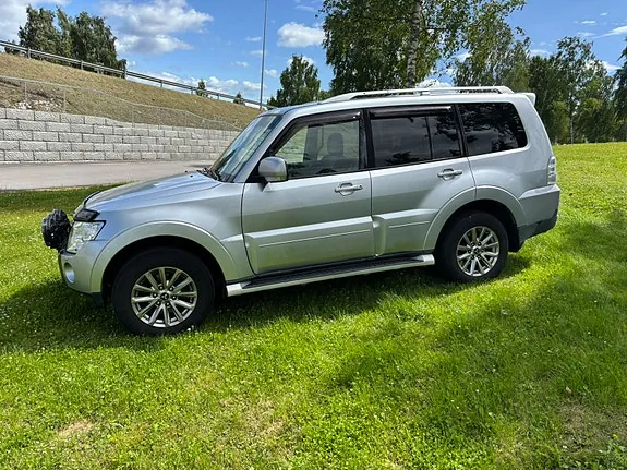 Mitsubishi Pajero 2007 photo 2