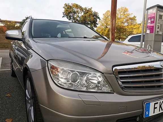 Mercedes-Benz C220 2008 photo 3