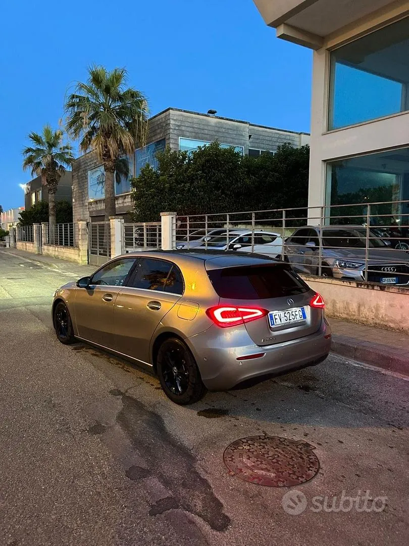 Mercedes-Benz A 180 2019 photo 3