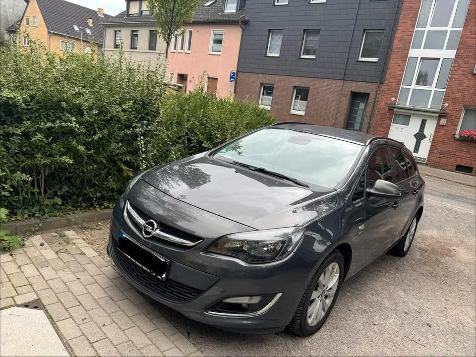 Opel Astra J