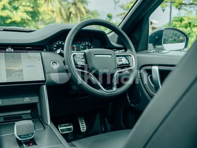 Land Rover Discovery Sport 2025 photo 4
