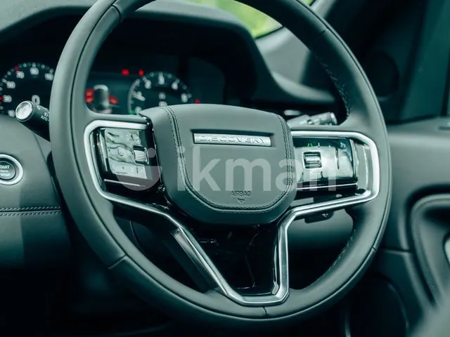Land Rover Discovery Sport 2025 photo 5