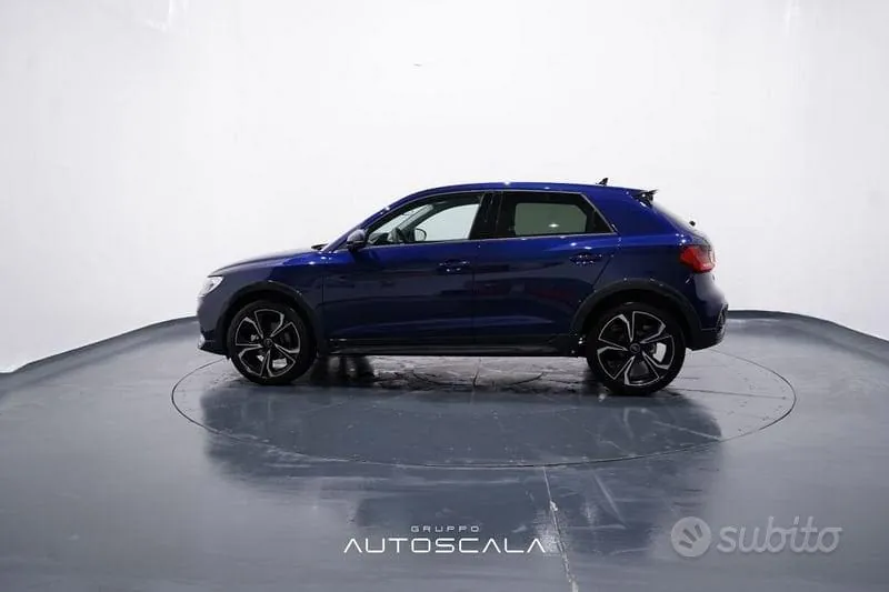 Audi A1 2025 photo 3