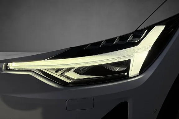 Polestar 2 2021 photo 4