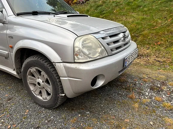 Suzuki Xl7