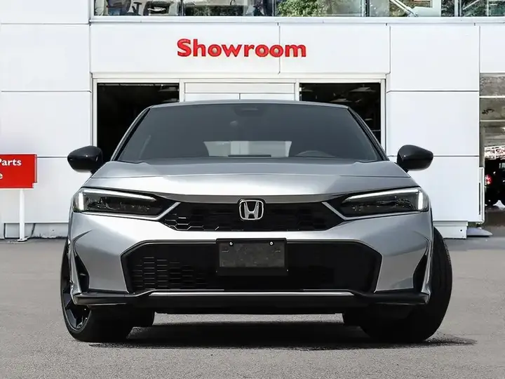 Honda Civic 2026 photo 2