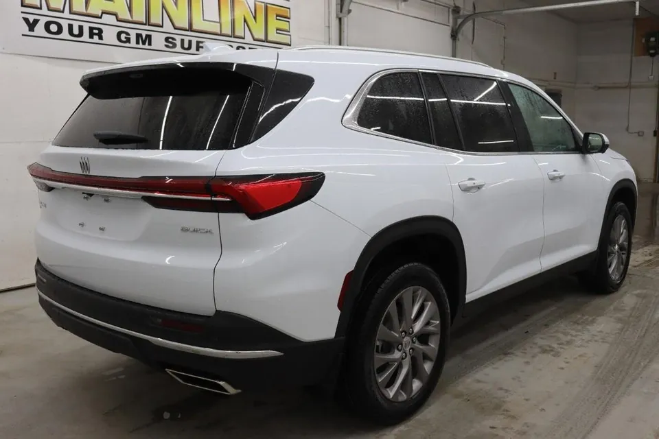Buick Enclave 2026 photo 5