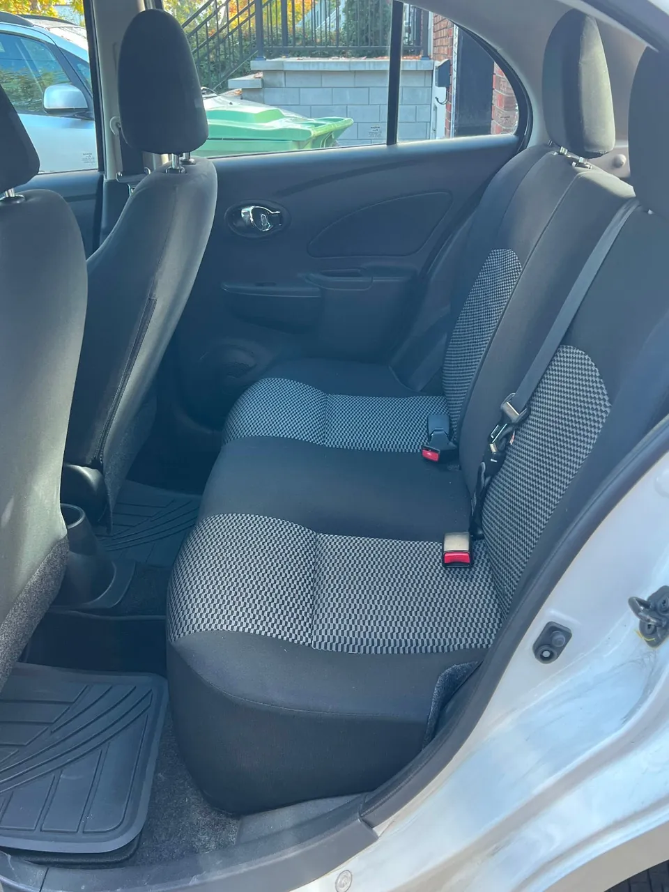 Nissan Micra 2018 photo 5