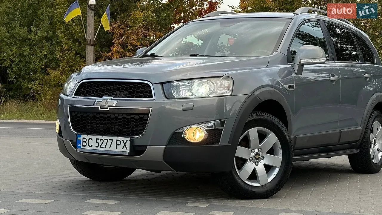 Chevrolet Captiva 2012 photo 2