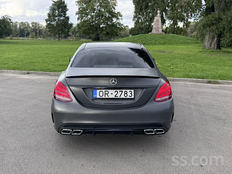 Mercedes-Benz C200 2015 photo 5