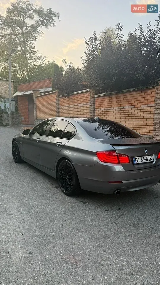 BMW 5 Series 2012 photo 5
