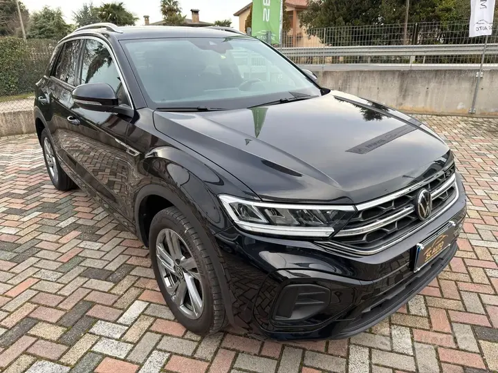 Volkswagen T-Roc 2022 photo 2