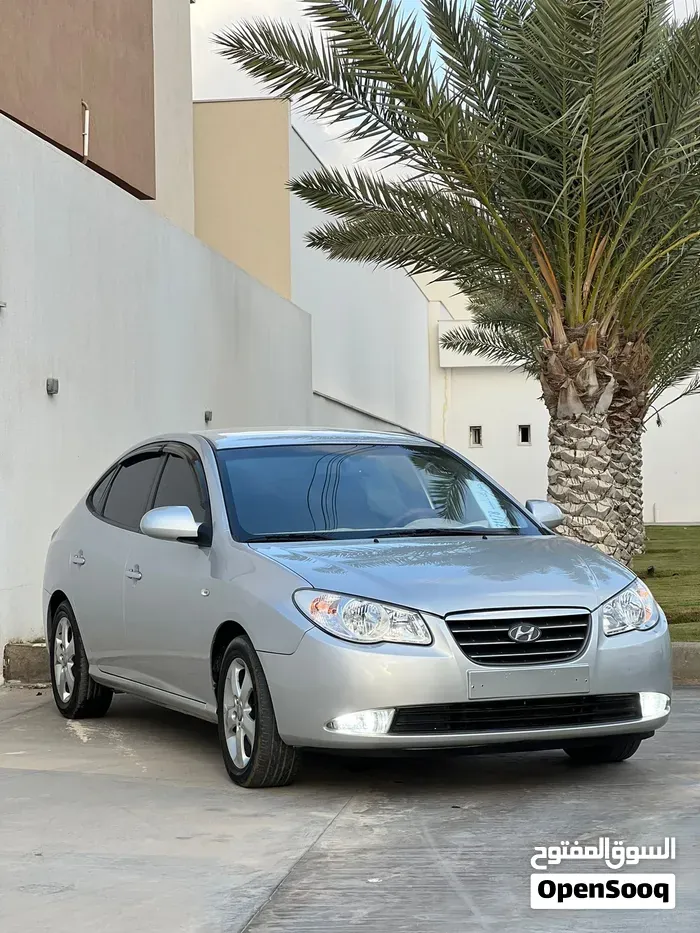Hyundai Avante 2008 photo 2