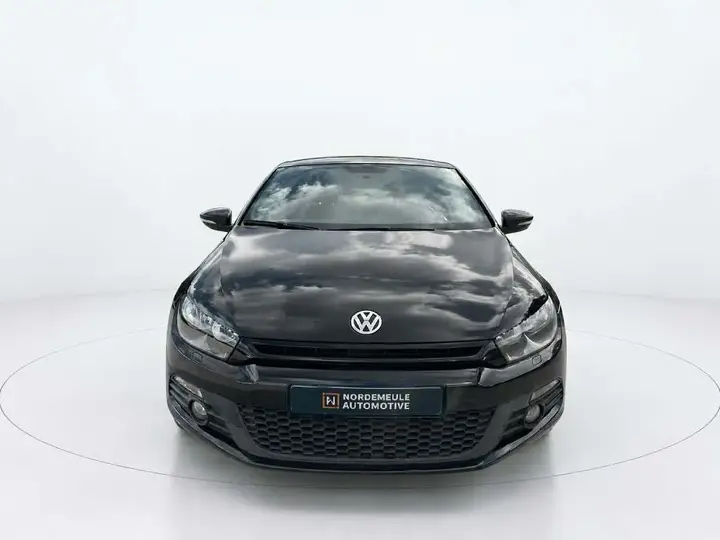 Volkswagen Scirocco 2011 photo 2