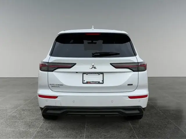Mitsubishi Outlander 2025 photo 5