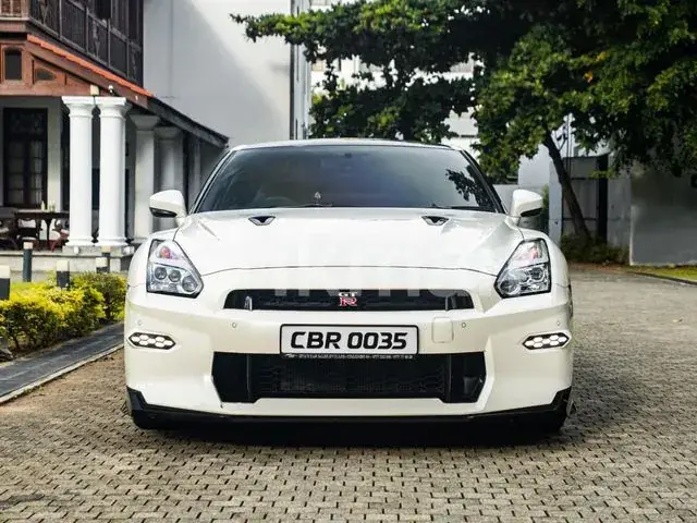 Nissan Gt-R