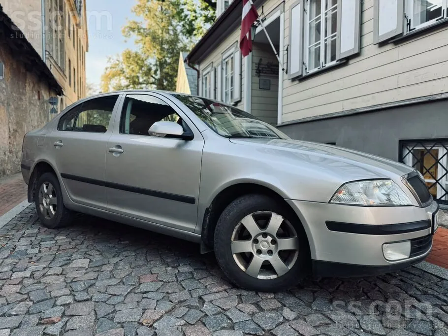 Skoda Octavia 2006 photo 2