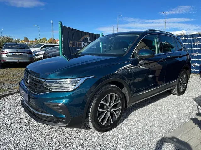 Volkswagen Tiguan 2021 photo 2