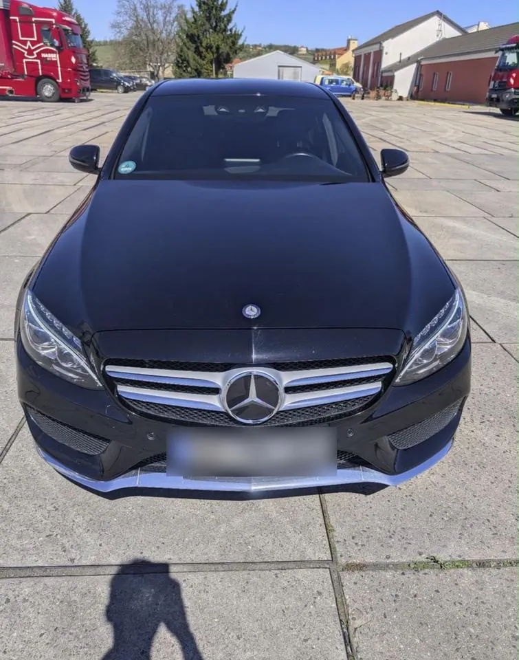 Mercedes-Benz C250