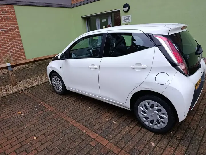 Toyota Aygo 2016 photo 2