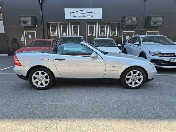 Mercedes-Benz Slk230