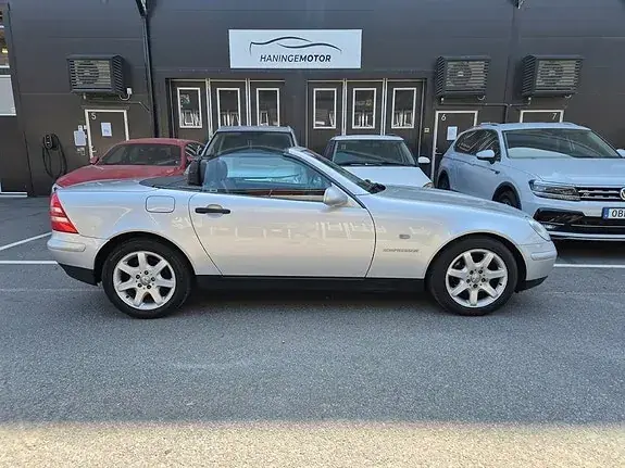 Mercedes-Benz Slk230
