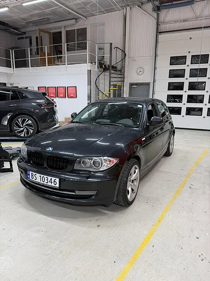 BMW 116D 2009 photo 3