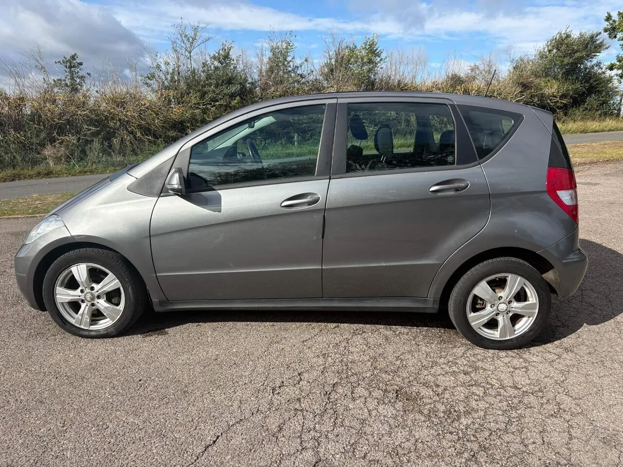 Mercedes-Benz A-Class 2012 photo 5