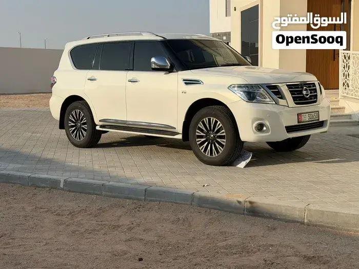 Nissan Patrol 2012 photo 2