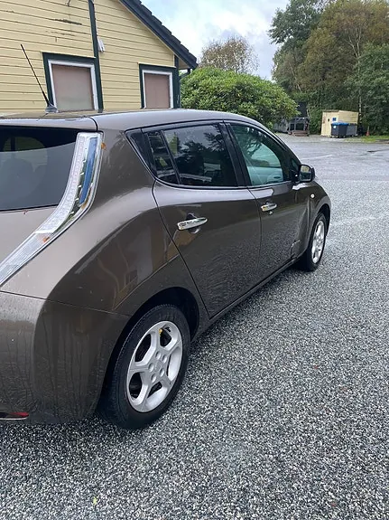 Nissan Leaf 2017 photo 4
