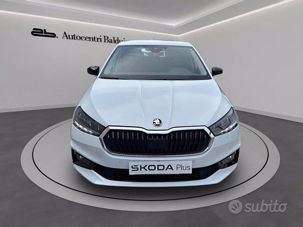 Skoda Fabia 2025 photo 2