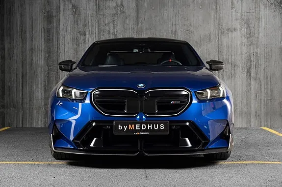 BMW M5 2025 photo 4